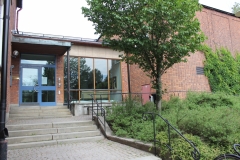 Entrance to the KI Grants Office at Nobels väg 15a (summer 2018)