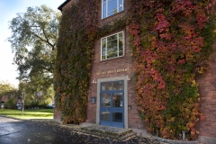 Entrance at Von Eulers väg 1