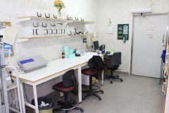 The autoclaving and dishwashing room at MTC