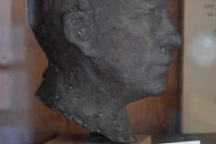 Artist Lennart Källströms bust of Ture Petrén used to create the placard